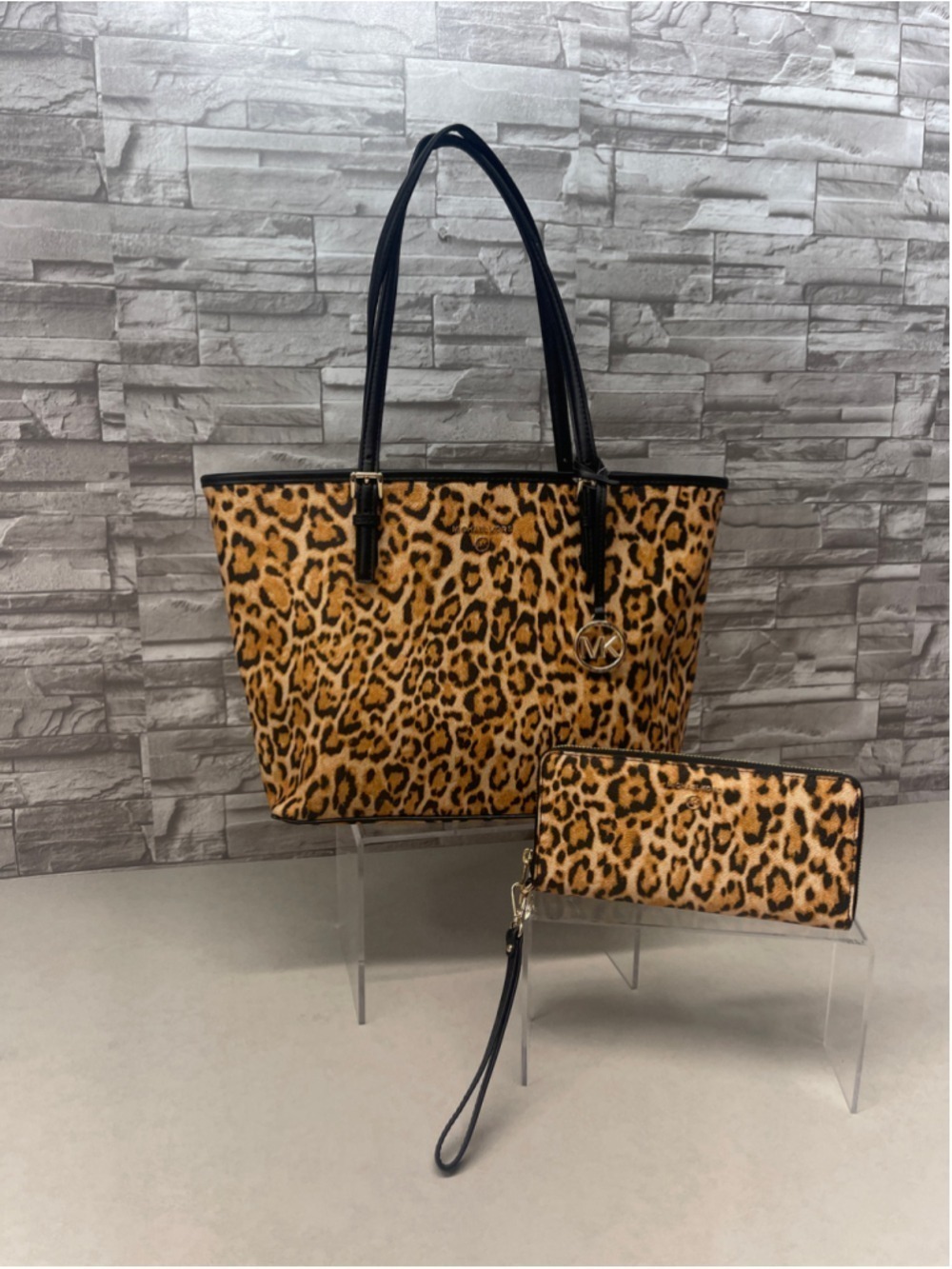 Michael Kors Charm Meduim Carryall Tote Cheetah Print & Matching Wallet Marigold - Picture 4 of 13